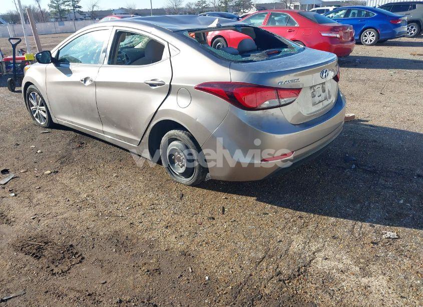 Photo 3 of 2014 Hyundai Elantra SE (VIN 5NPDH4AE8EH512983)