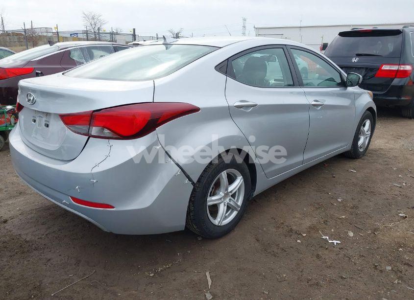 Photo 4 of 2014 Hyundai Elantra SE (VIN 5NPDH4AE8EH521103)