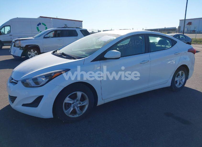 Photo 2 of 2014 Hyundai Elantra SE (VIN 5NPDH4AE8EH526141)
