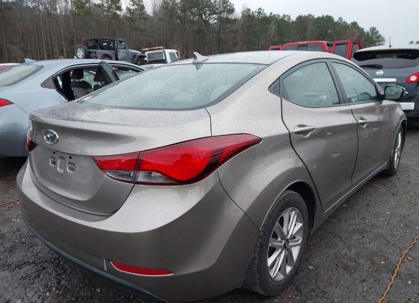 Photo 4 of 2014 Hyundai Elantra SE (VIN 5NPDH4AE8EH535650)