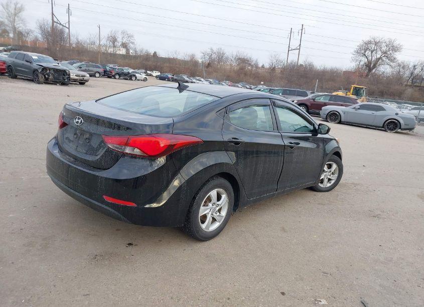 Photo 4 of 2014 Hyundai Elantra SE (VIN 5NPDH4AE8EH537351)