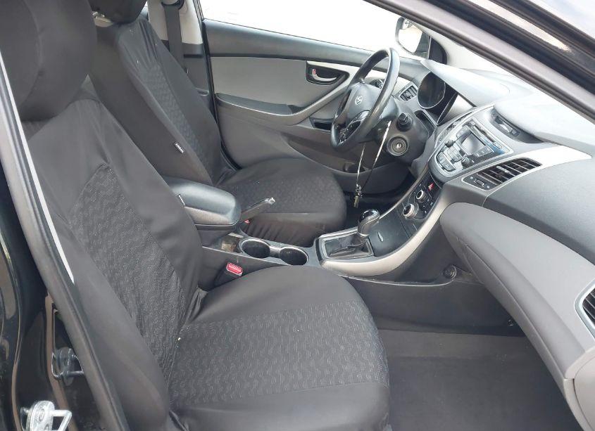 Photo 5 of 2014 Hyundai Elantra SE (VIN 5NPDH4AE8EH537351)