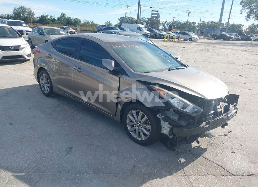2014 Hyundai Elantra SE (VIN 5NPDH4AE8EH538662) main photo