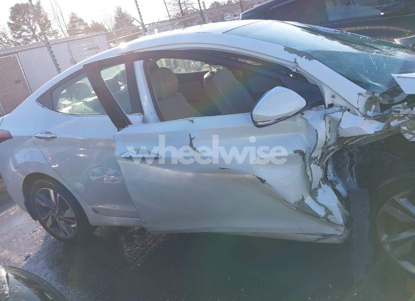 Photo 14 of 2015 Hyundai Elantra LIMITED (VIN 5NPDH4AE8FH547038)