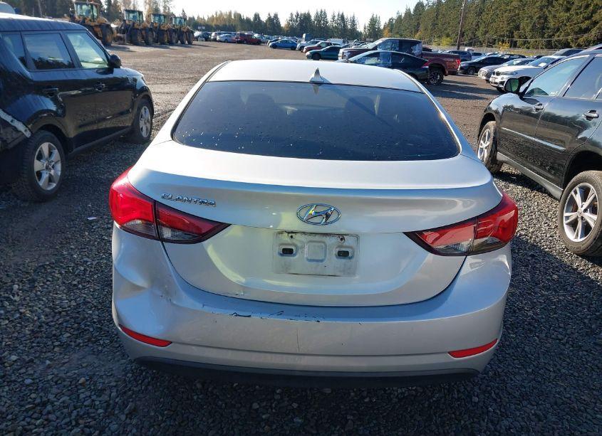 Photo 16 of 2015 Hyundai Elantra SE (VIN 5NPDH4AE8FH550683)