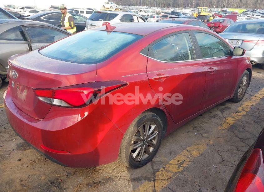 Photo 4 of 2015 Hyundai Elantra SE (VIN 5NPDH4AE8FH558623)