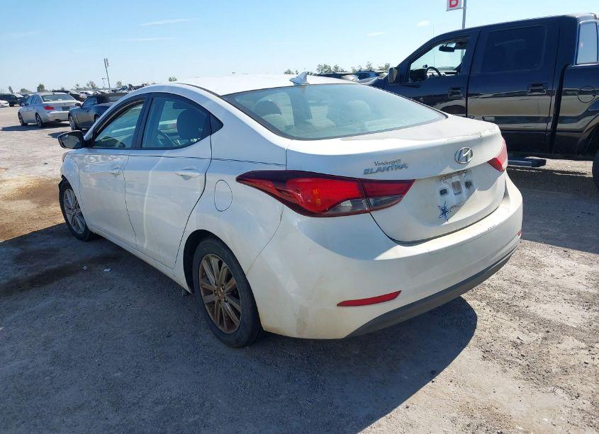 Photo 3 of 2015 Hyundai Elantra SE (VIN 5NPDH4AE8FH561070)