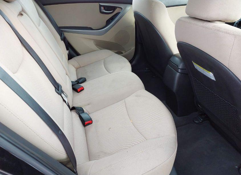 Photo 8 of 2015 Hyundai Elantra SE (VIN 5NPDH4AE8FH577933)