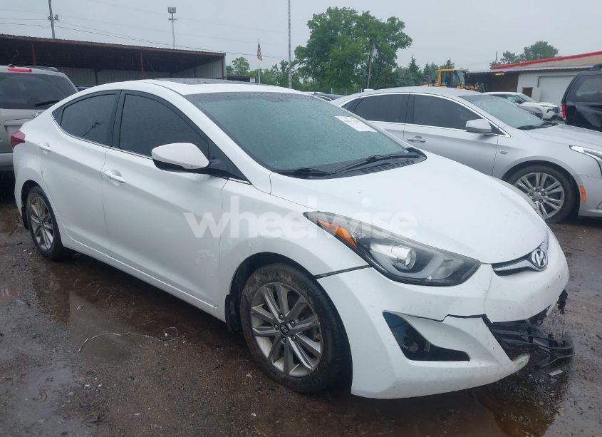 2015 Hyundai Elantra SE (VIN 5NPDH4AE8FH584235) main photo