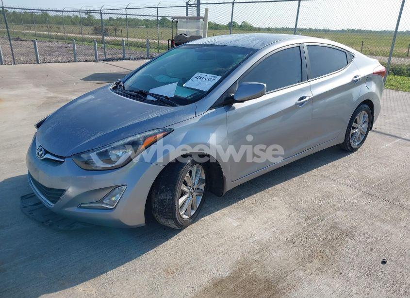 Photo 2 of 2015 Hyundai Elantra SE (VIN 5NPDH4AE8FH598295)