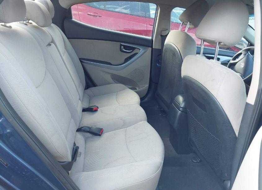 Photo 8 of 2015 Hyundai Elantra SE (VIN 5NPDH4AE8FH621316)