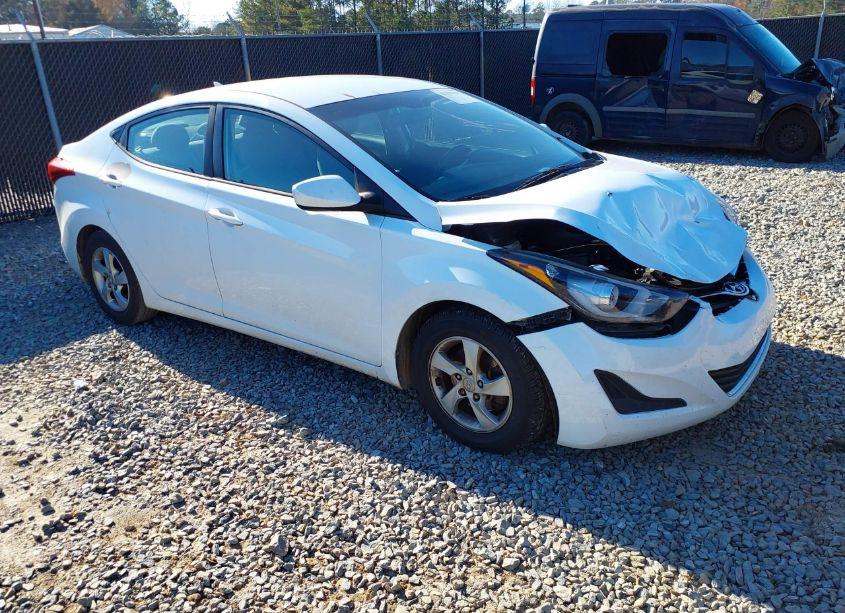 2015 Hyundai Elantra SE (VIN 5NPDH4AE8FH629917) main photo