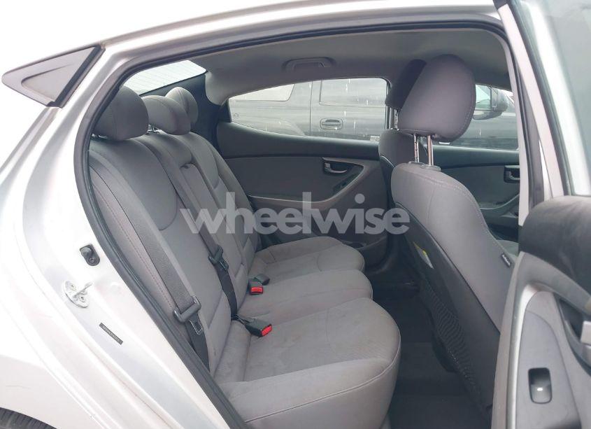 Photo 8 of 2015 Hyundai Elantra SE (VIN 5NPDH4AE8FH634115)