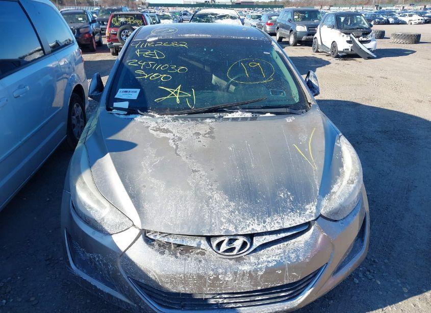 Photo 11 of 2015 Hyundai Elantra SE (VIN 5NPDH4AE8FH635782)