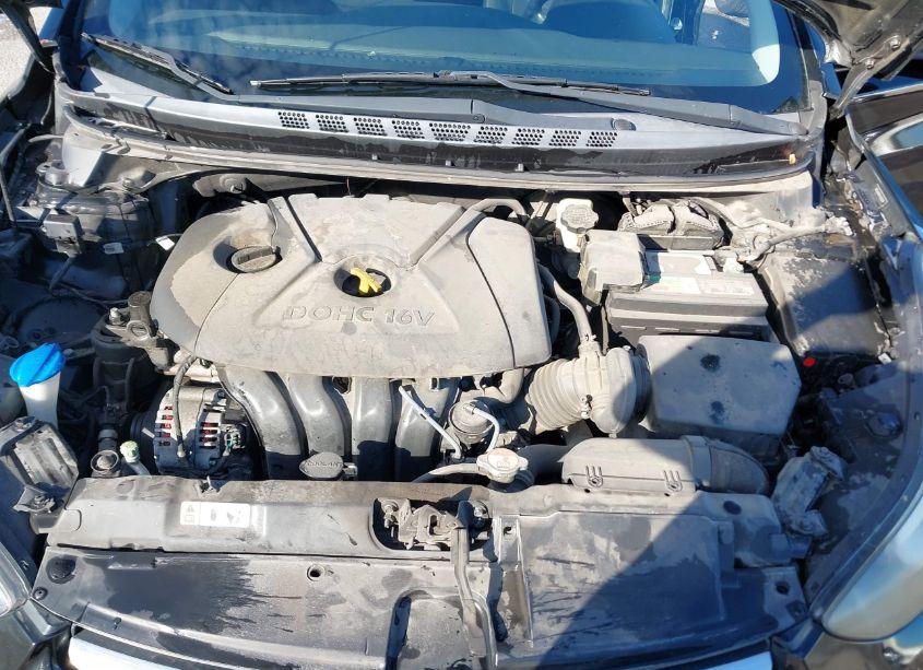 Photo 10 of 2015 Hyundai Elantra SE (VIN 5NPDH4AE8FH636379)