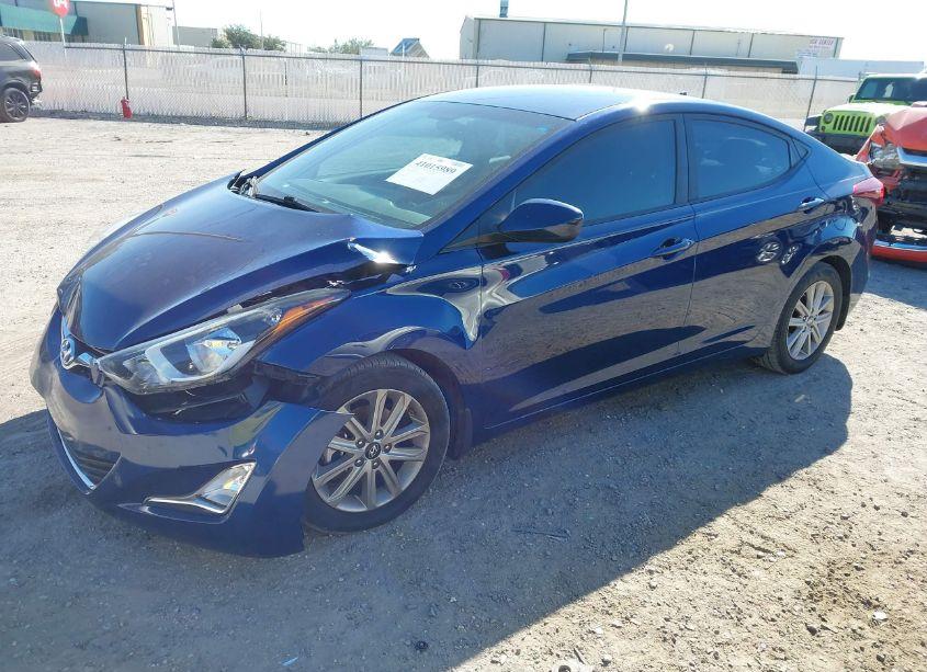 Photo 2 of 2015 Hyundai Elantra SE (VIN 5NPDH4AE8FH636527)