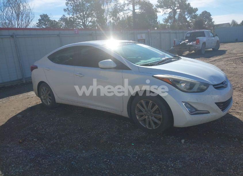 2015 Hyundai Elantra SE (VIN 5NPDH4AE8FH636673) main photo