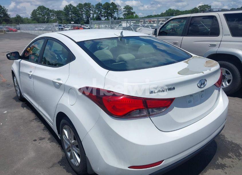 Photo 3 of 2015 Hyundai Elantra SE (VIN 5NPDH4AE8FH641808)