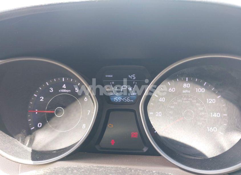 Photo 7 of 2015 Hyundai Elantra SE (VIN 5NPDH4AE8FH641808)