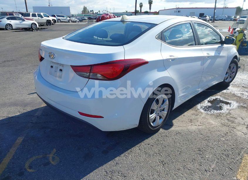 Photo 4 of 2016 Hyundai Elantra SE (VIN 5NPDH4AE8GH666967)
