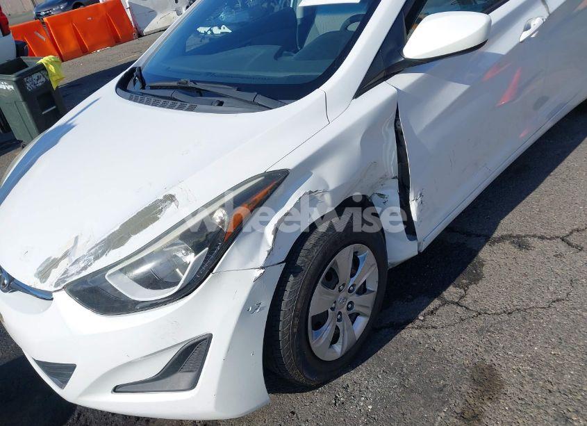 Photo 6 of 2016 Hyundai Elantra SE (VIN 5NPDH4AE8GH666967)