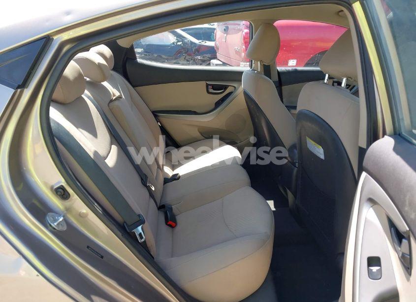 Photo 8 of 2016 Hyundai Elantra SE (VIN 5NPDH4AE8GH676401)