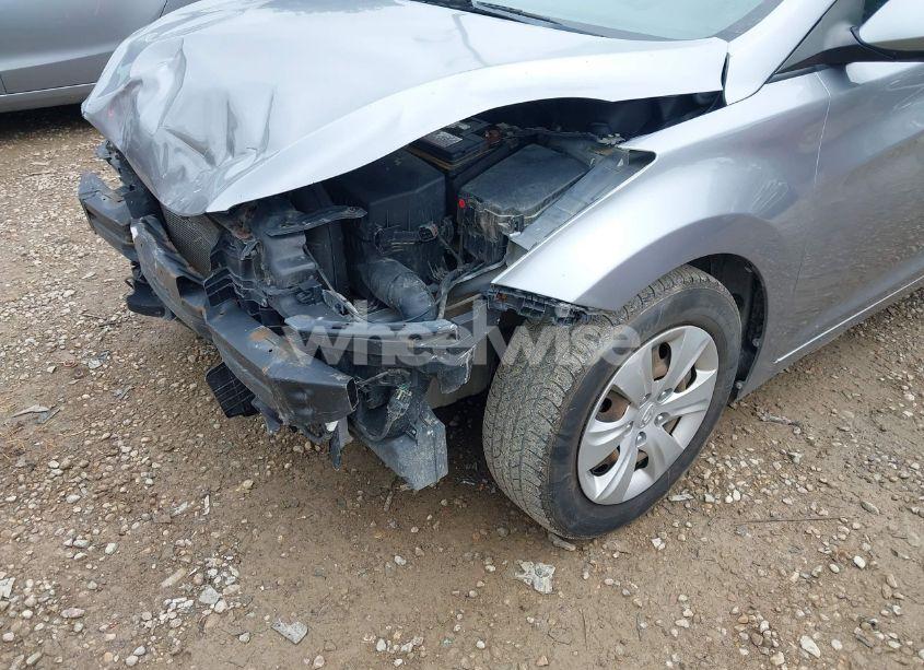 Photo 6 of 2016 Hyundai Elantra SE (VIN 5NPDH4AE8GH682280)