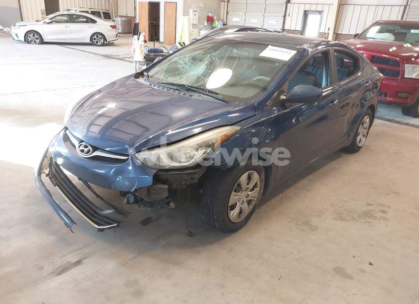 Photo 2 of 2016 Hyundai Elantra SE (VIN 5NPDH4AE8GH691173)