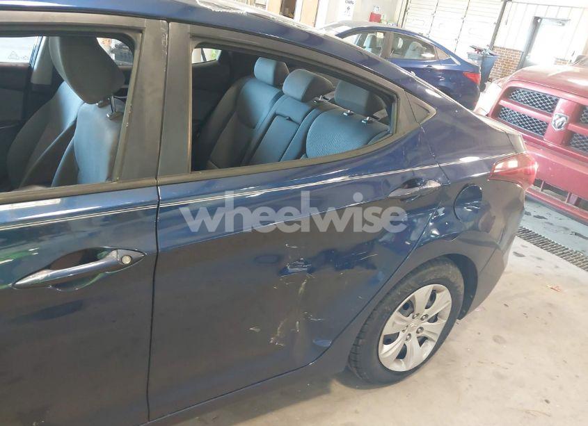 Photo 20 of 2016 Hyundai Elantra SE (VIN 5NPDH4AE8GH691173)