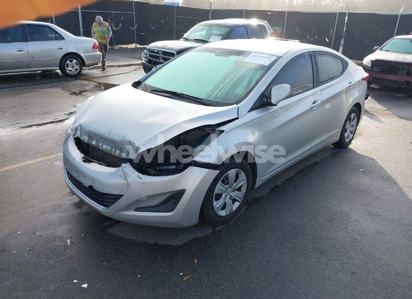 Photo 2 of 2016 Hyundai Elantra SE (VIN 5NPDH4AE8GH692615)
