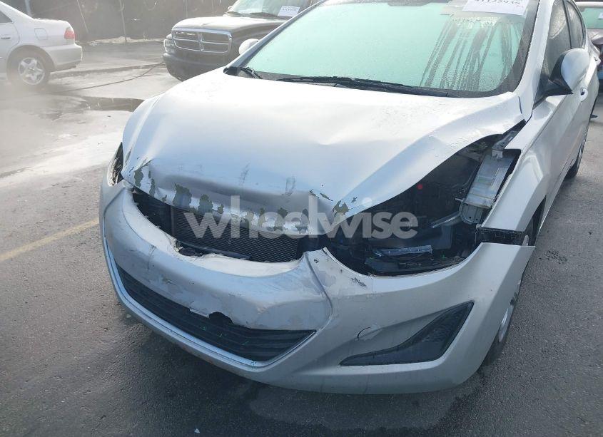 Photo 6 of 2016 Hyundai Elantra SE (VIN 5NPDH4AE8GH692615)