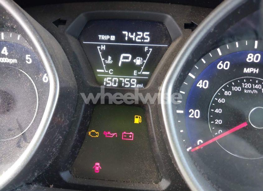 Photo 15 of 2016 Hyundai Elantra SE (VIN 5NPDH4AE8GH693246)