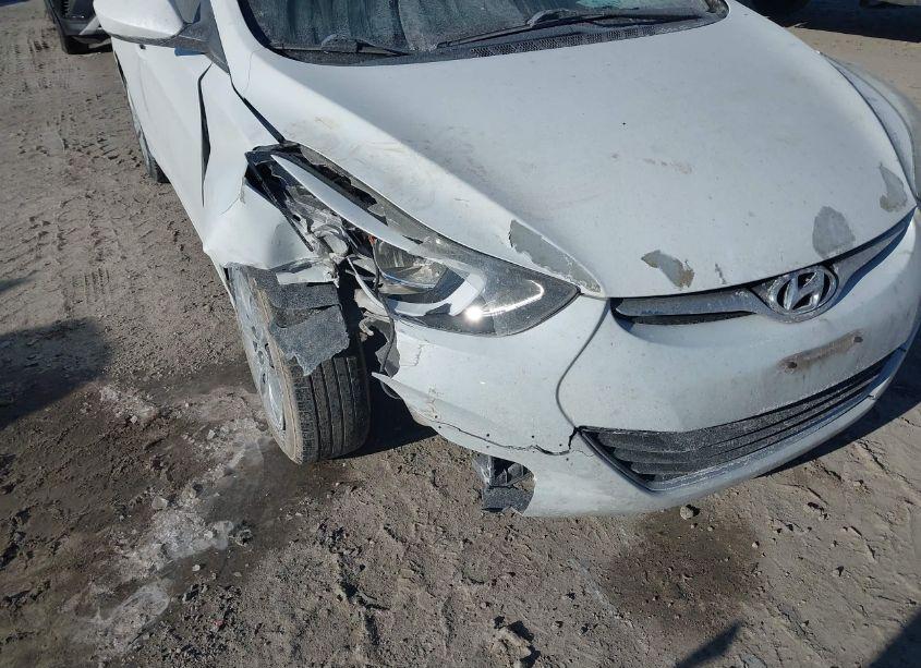 Photo 6 of 2016 Hyundai Elantra SE (VIN 5NPDH4AE8GH706769)