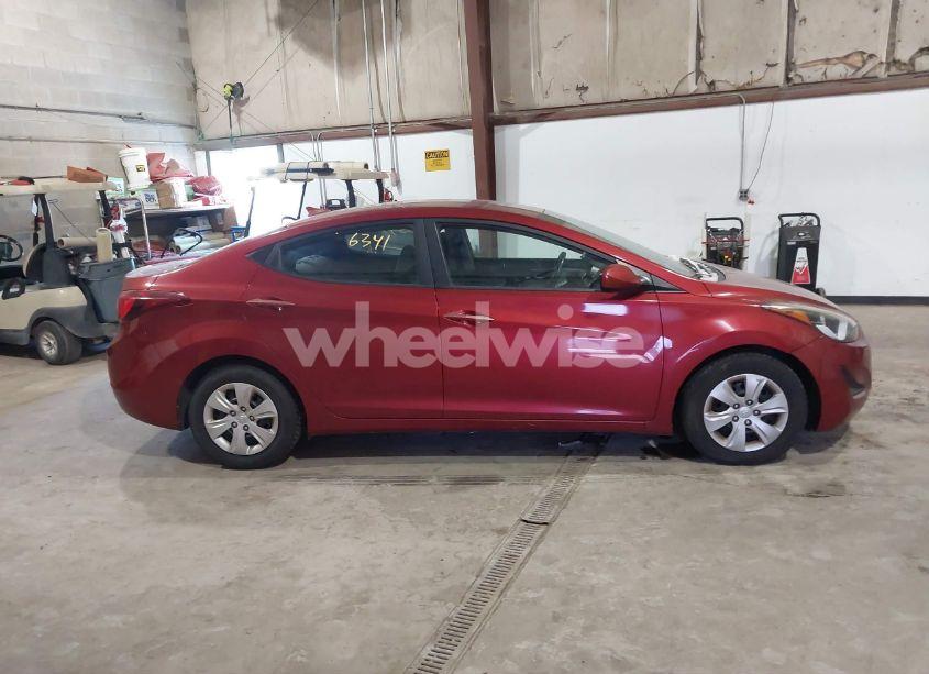 Photo 13 of 2016 Hyundai Elantra SE (VIN 5NPDH4AE8GH708442)