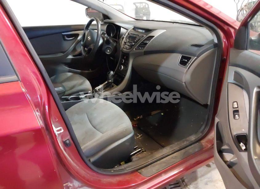 Photo 5 of 2016 Hyundai Elantra SE (VIN 5NPDH4AE8GH708442)