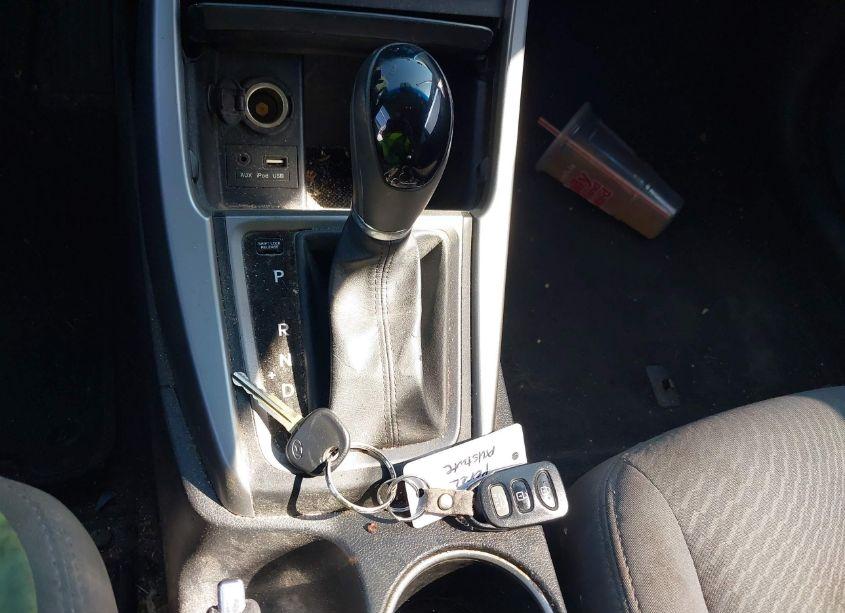 Photo 11 of 2016 Hyundai Elantra SE (VIN 5NPDH4AE8GH719425)