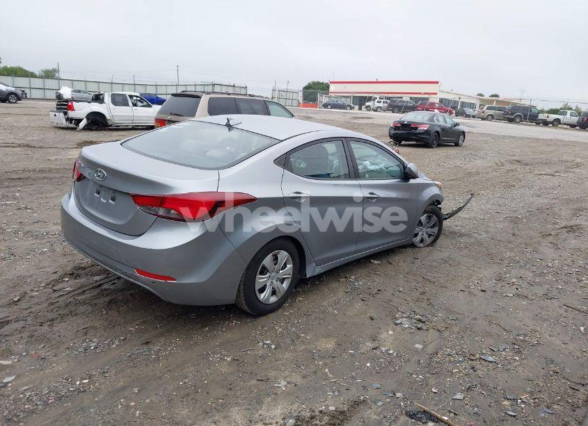 Photo 4 of 2016 Hyundai Elantra SE (VIN 5NPDH4AE8GH748505)