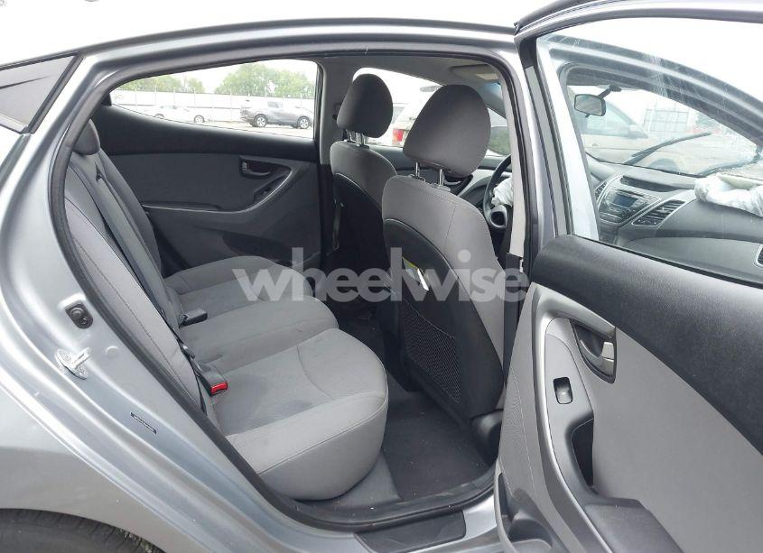 Photo 8 of 2016 Hyundai Elantra SE (VIN 5NPDH4AE8GH748505)