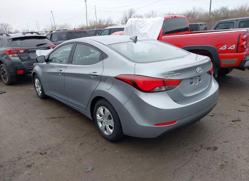 Photo 3 of 2016 Hyundai Elantra SE (VIN 5NPDH4AE8GH748858)