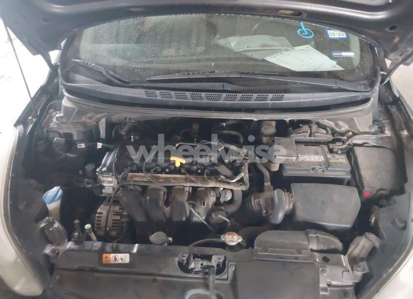 Photo 10 of 2016 Hyundai Elantra SE (VIN 5NPDH4AE8GH749444)