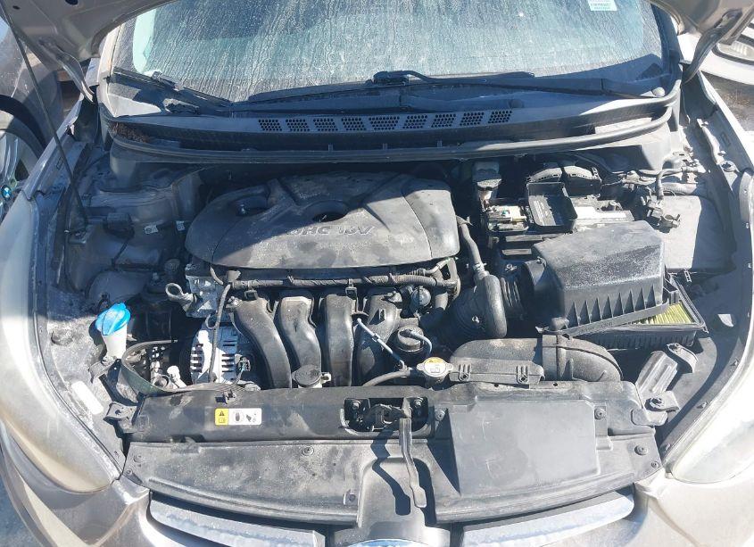 Photo 10 of 2016 Hyundai Elantra LIMITED (VIN 5NPDH4AE8GH761691)