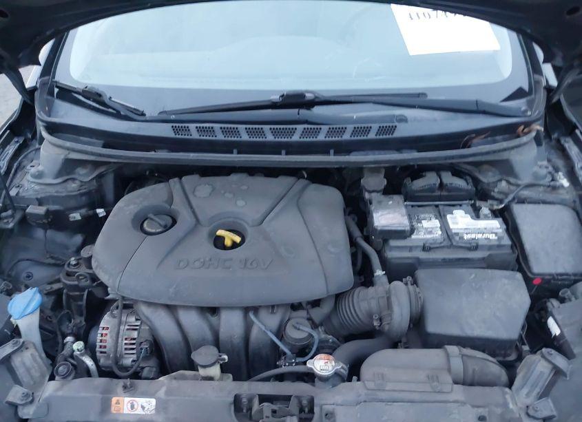 Photo 10 of 2016 Hyundai Elantra SE (VIN 5NPDH4AE8GH769497)