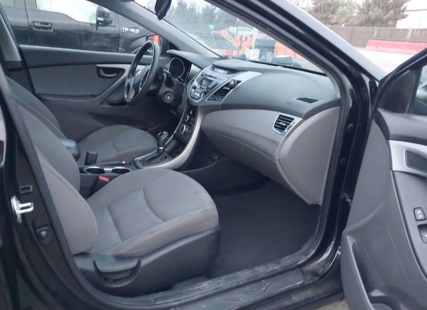 Photo 5 of 2016 Hyundai Elantra SE (VIN 5NPDH4AE8GH769497)