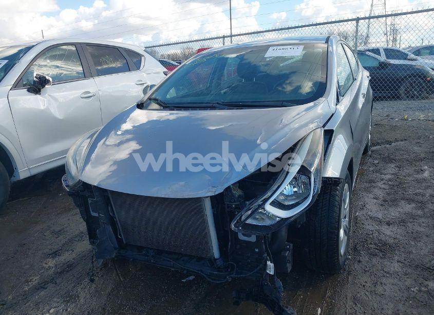 Photo 2 of 2016 Hyundai Elantra SE (VIN 5NPDH4AE8GH789670)