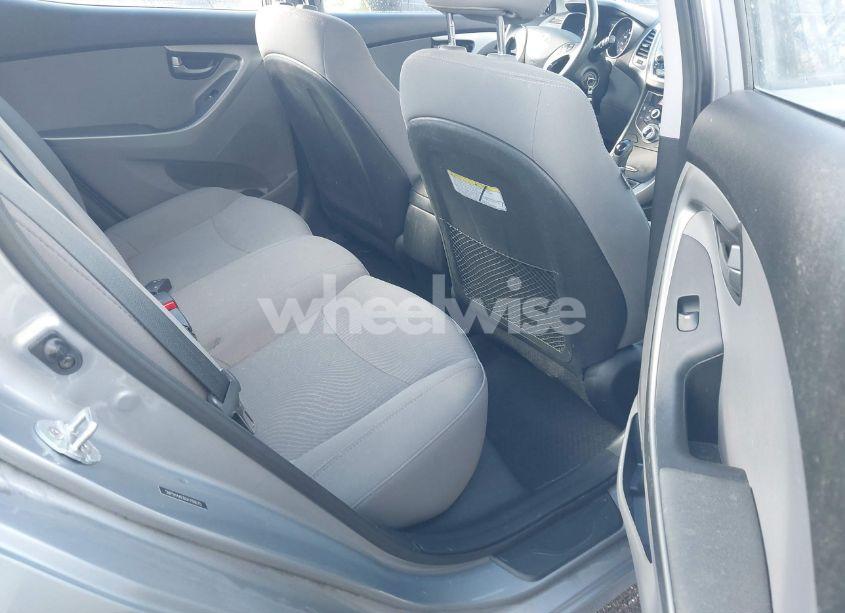 Photo 8 of 2016 Hyundai Elantra SE (VIN 5NPDH4AE8GH789670)