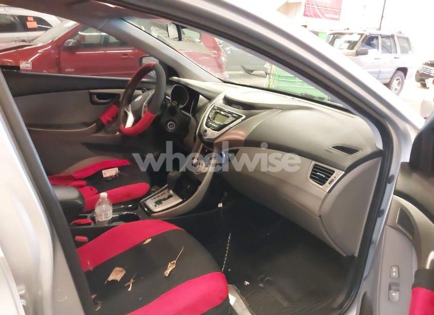 Photo 5 of 2011 Hyundai Elantra GLS (VIN 5NPDH4AE9BH024329)