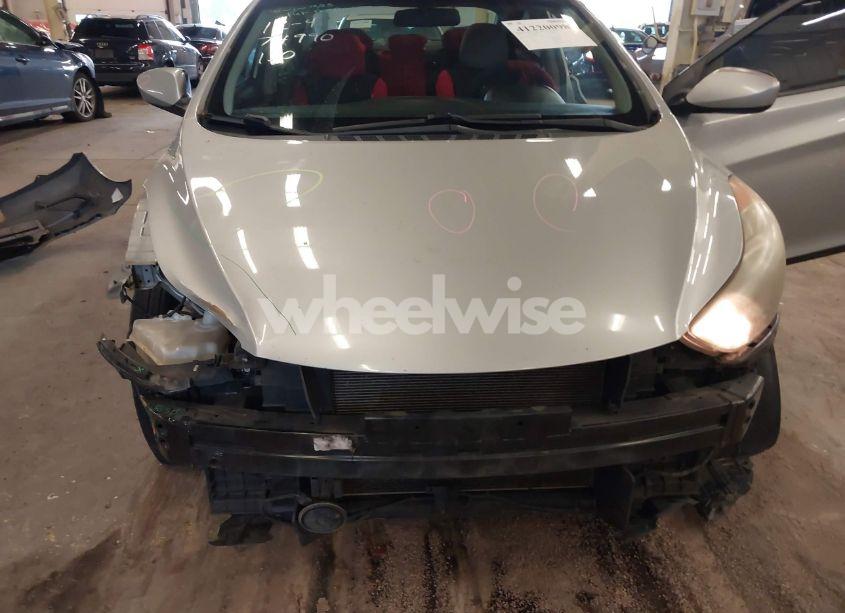 Photo 6 of 2011 Hyundai Elantra GLS (VIN 5NPDH4AE9BH024329)