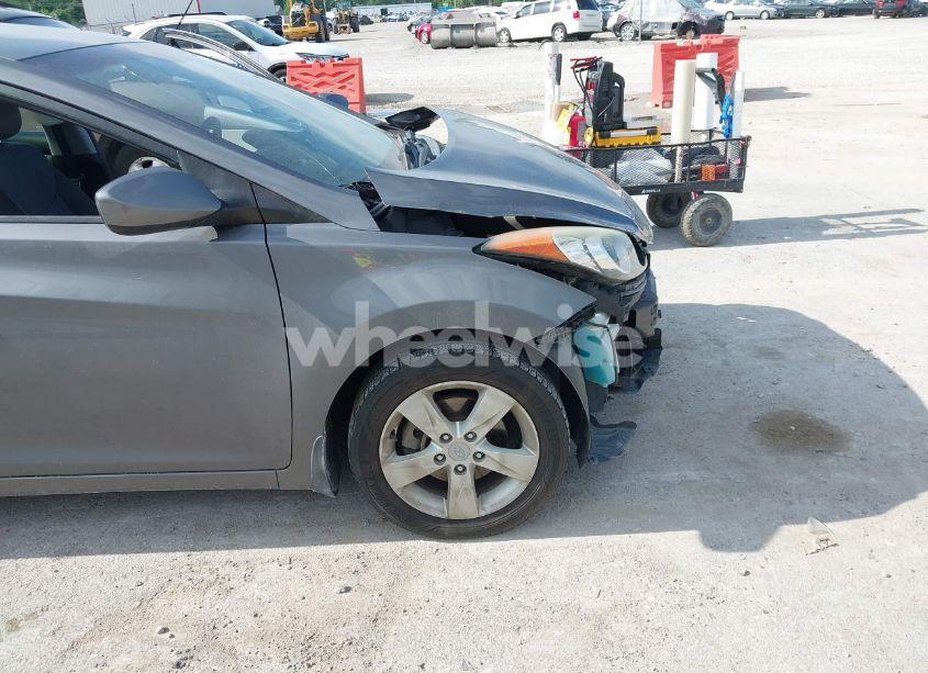 Photo 6 of 2011 Hyundai Elantra GLS (VIN 5NPDH4AE9BH050560)