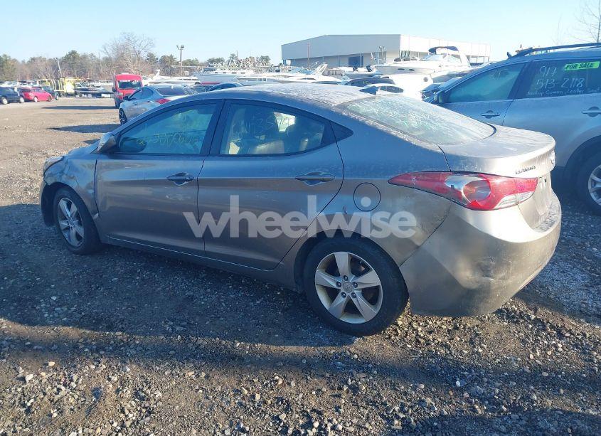 Photo 3 of 2011 Hyundai Elantra GLS (VIN 5NPDH4AE9BH052079)