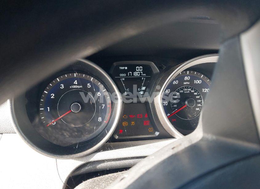 Photo 7 of 2011 Hyundai Elantra GLS (VIN 5NPDH4AE9BH056455)